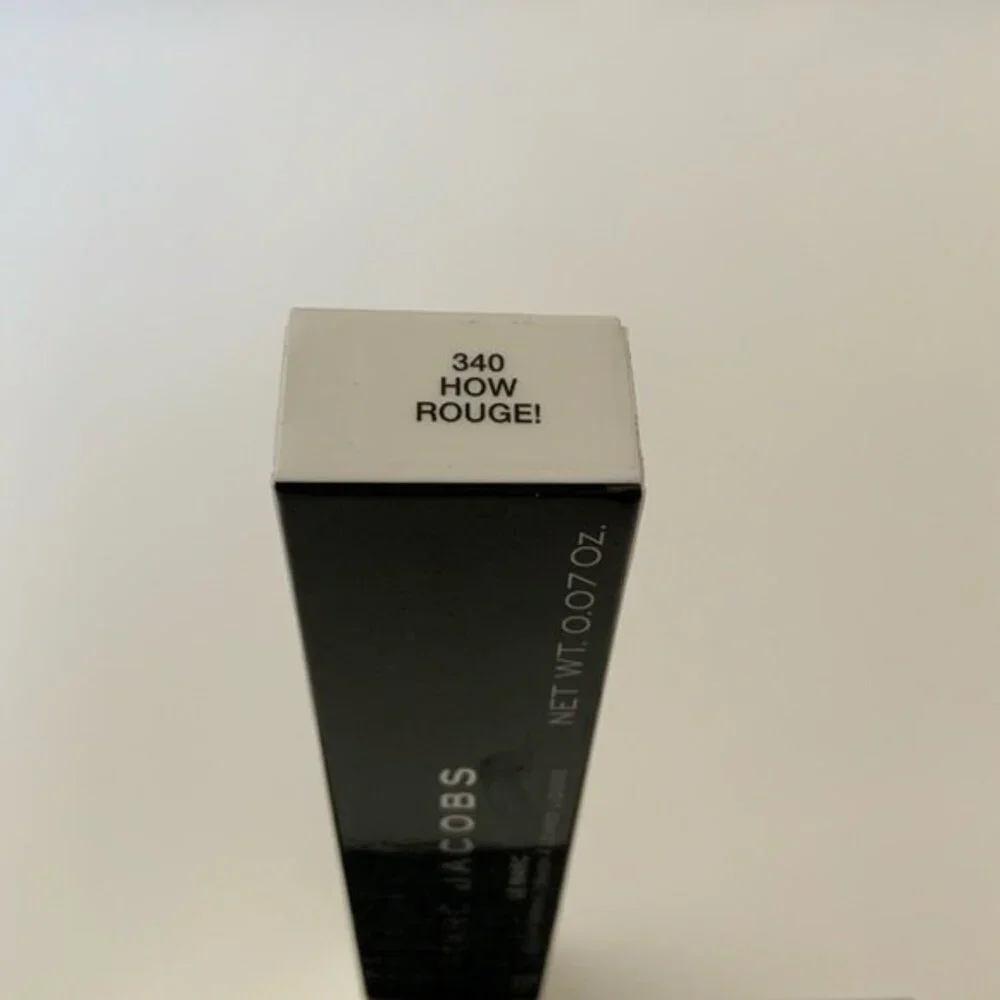 Marc Jacobs Le Marc How Rouge Liquid Lip Crayon Matte Red